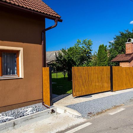 Eross Kulcsoshaz Βίλα Lăzarea Εξωτερικό φωτογραφία