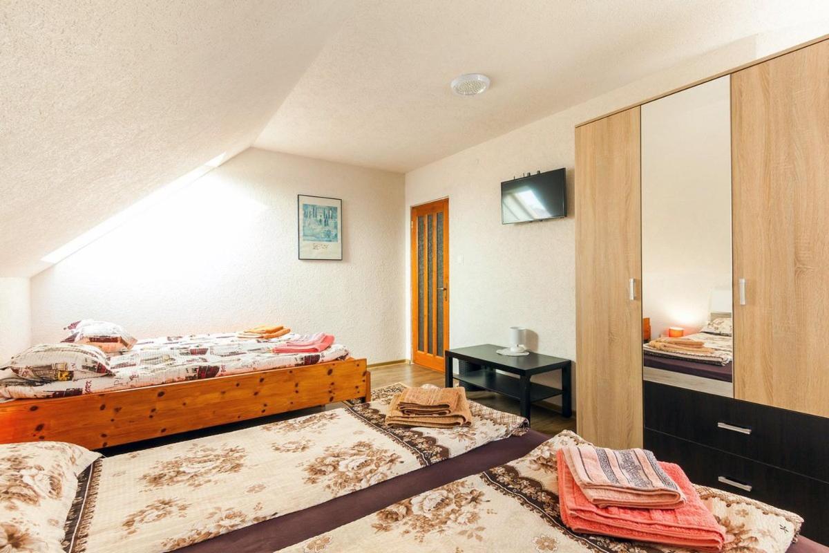 Eross Kulcsoshaz Βίλα Lăzarea Εξωτερικό φωτογραφία