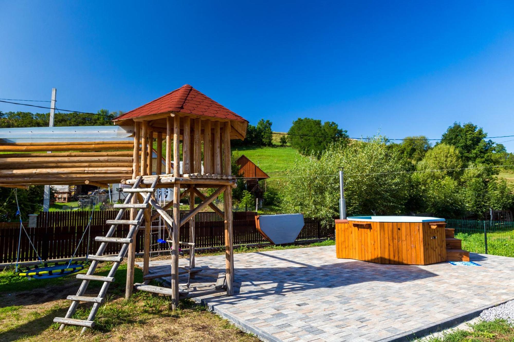 Eross Kulcsoshaz Βίλα Lăzarea Εξωτερικό φωτογραφία